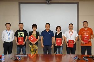优秀渠道经理颁奖1